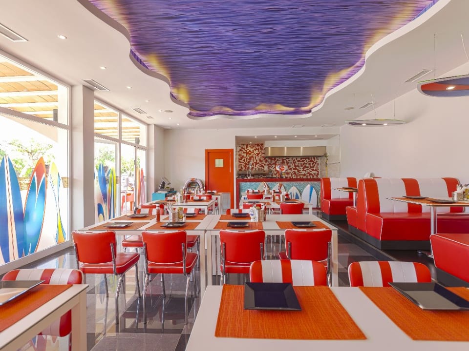 Restaurant Sirenis Seaview Country Club