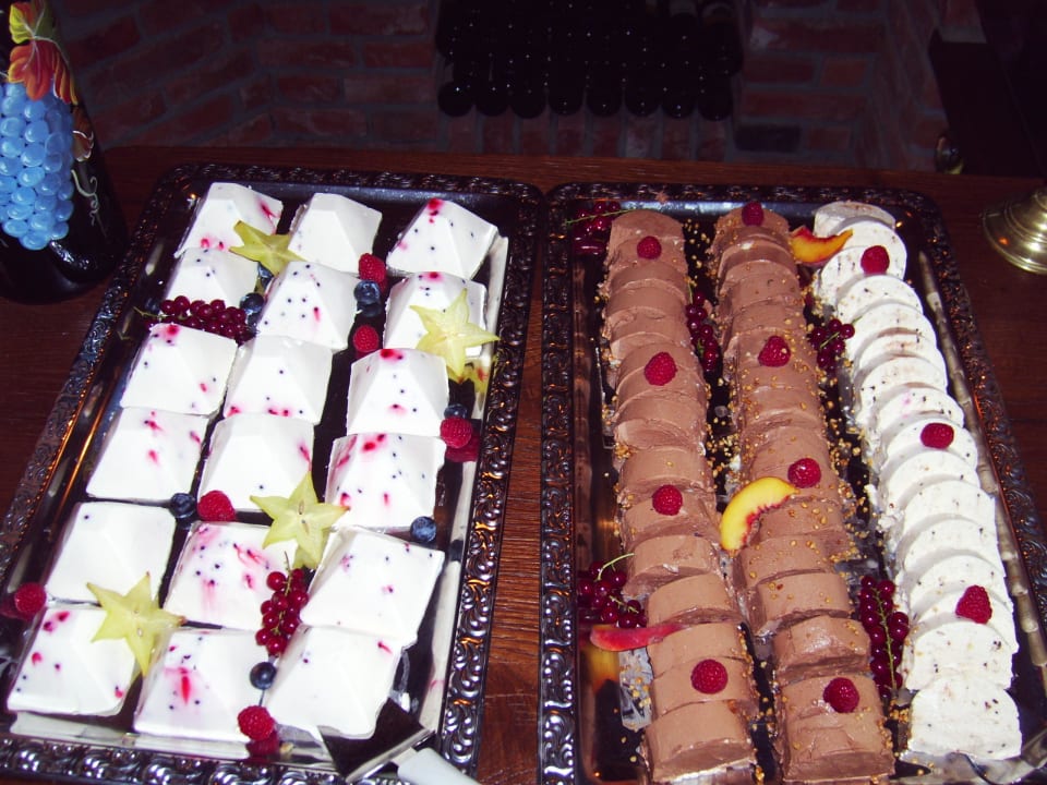 Nachspeisenbuffet Hotel Regenbogenland Zum Kramerwirt