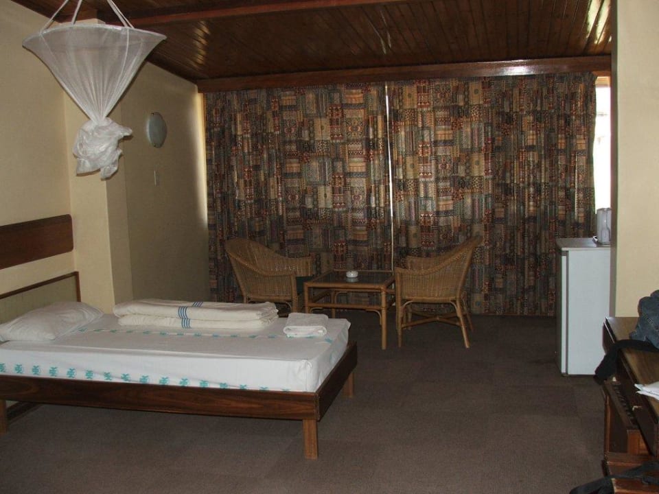 Zimmer Okaukuejo Camp