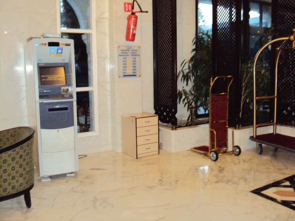 Bankautomat Hotel El Mouradi Palm Marina