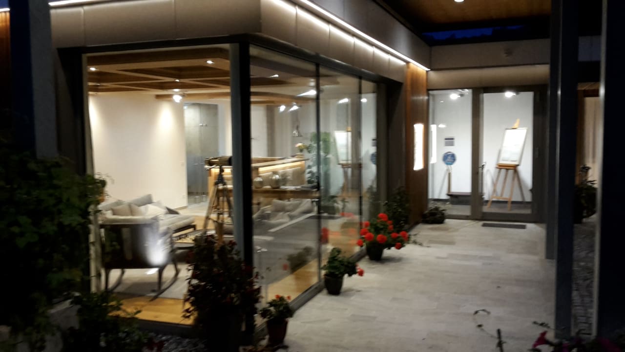 Außenansicht Hotel Stadler am Attersee