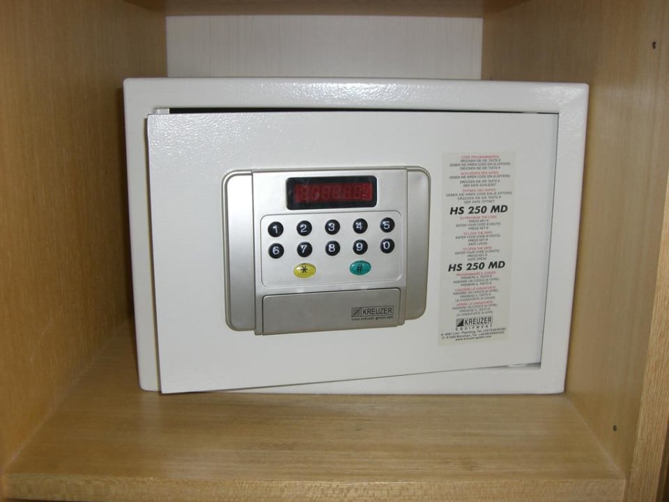 Safe Apartment Hartmann