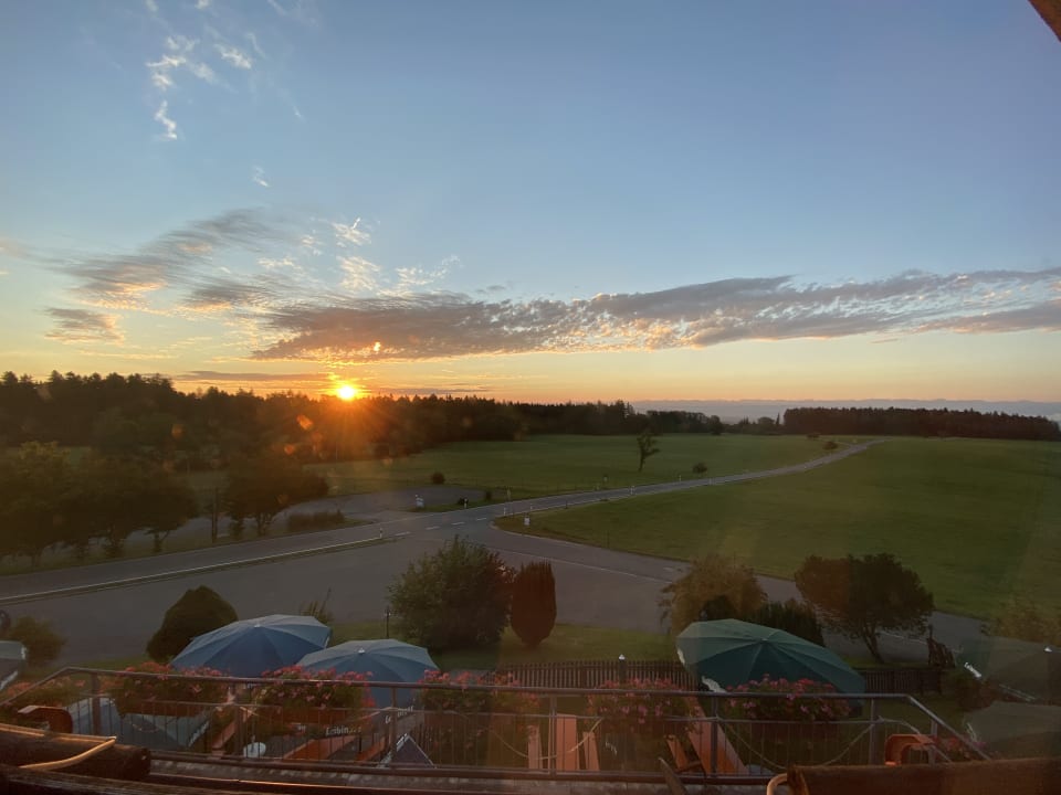 Außenansicht Berggasthof Hotel Höchsten
