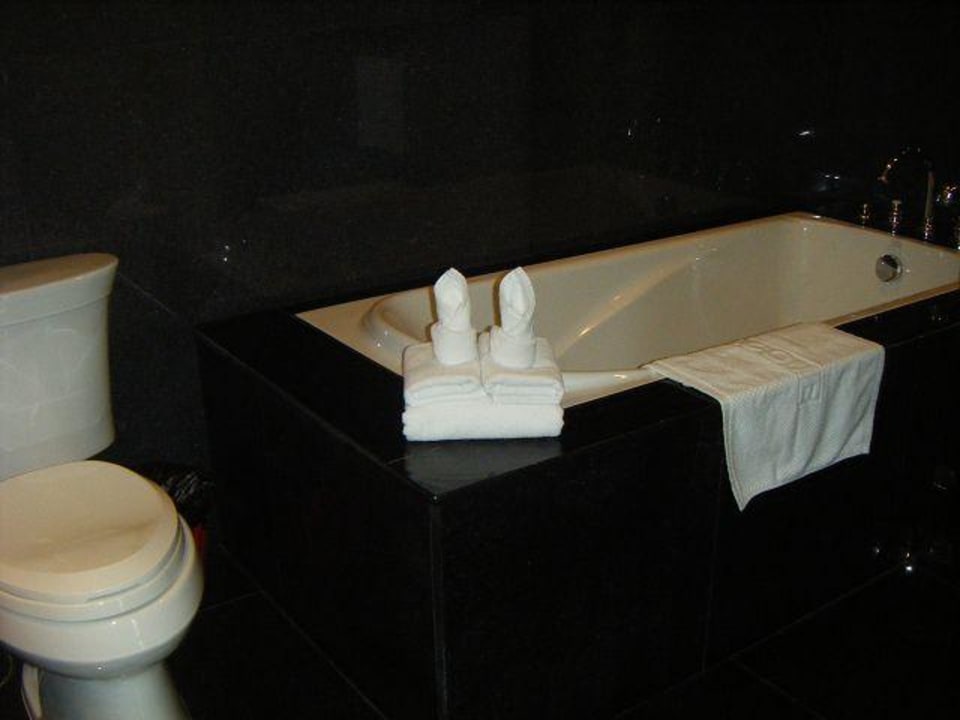 Bad Hotel Bless Residence Bangkok