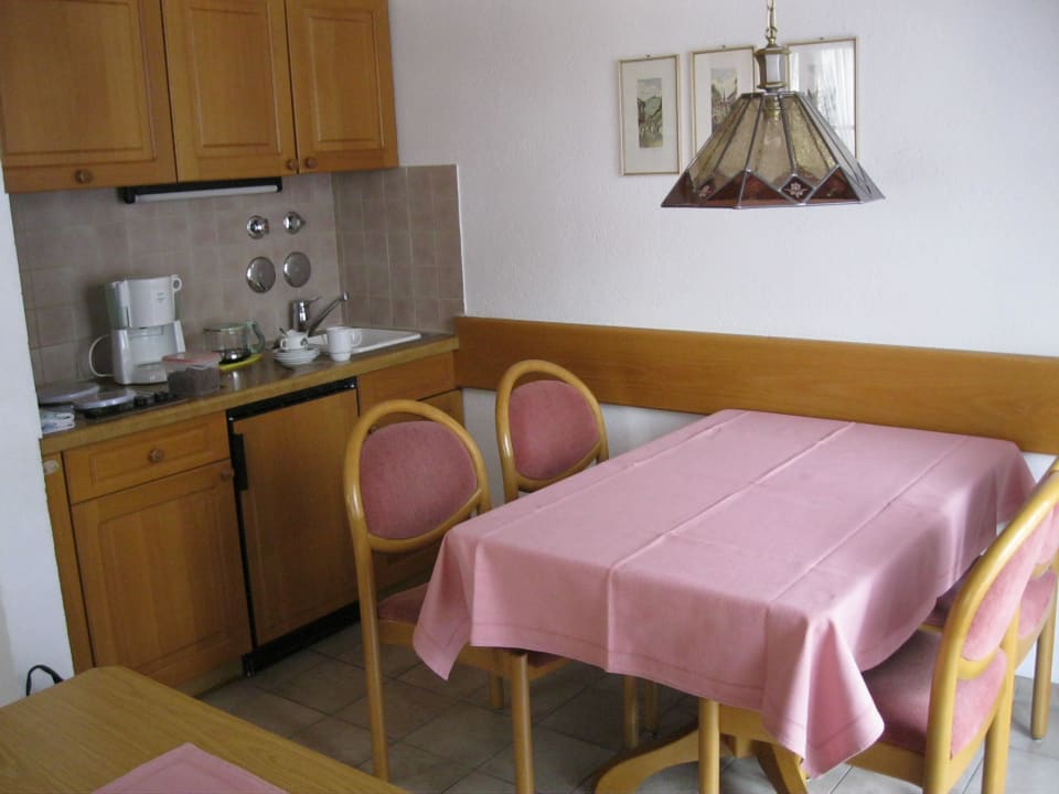 Essecke und Küchenzeile FeWo 17 Haus Central