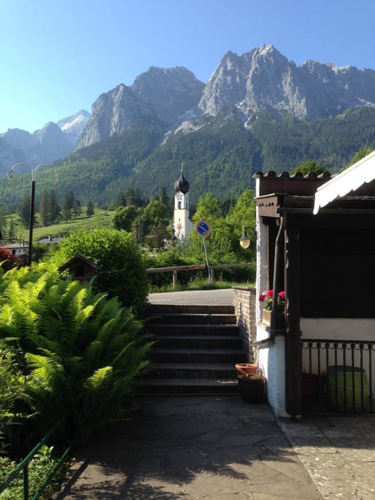 Von der Frühstücksterrasse Gästehaus Luitpold