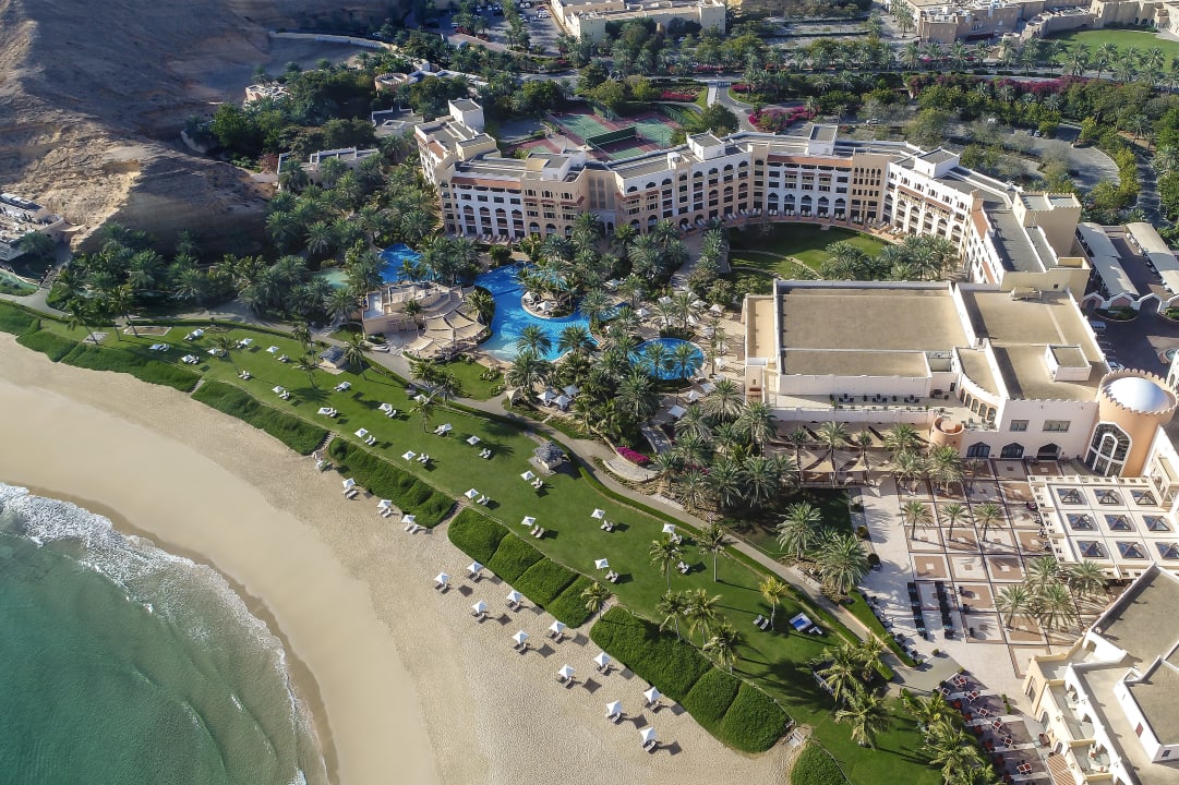 Strand Shangri-La Barr Al Jissah Resort & Spa