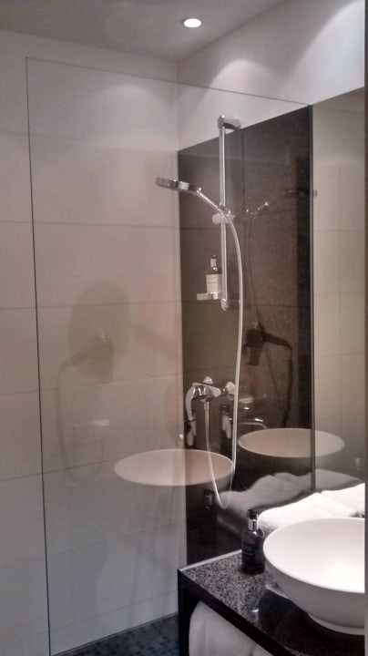 Badezimmer Motel One Berlin-Bellevue