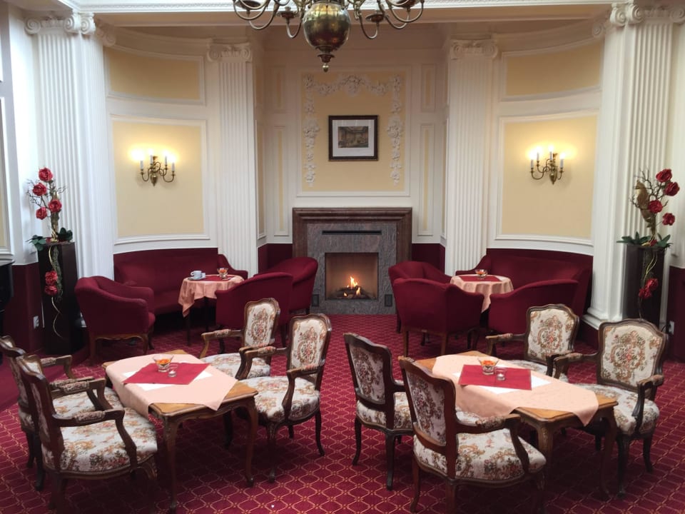 Bar mit Kamin Kurhotel Pawlik - Aquaforum