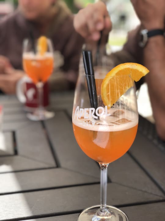 Gastro Wellnesshotel ...liebes Rot-Flüh