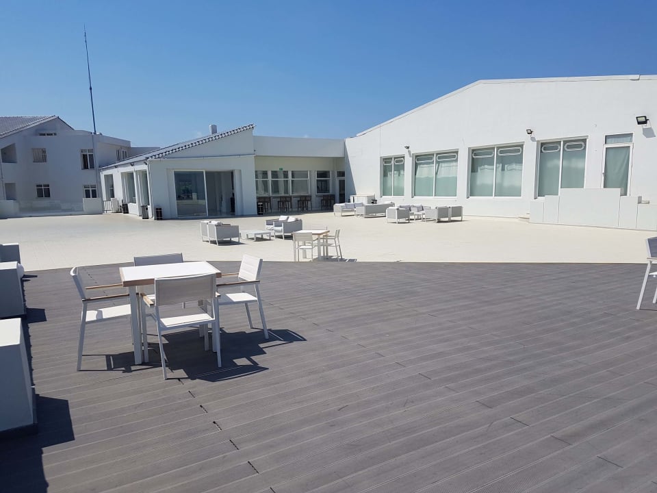 Außenansicht Isla Brown Chania Resort, Curio Collection by Hilton