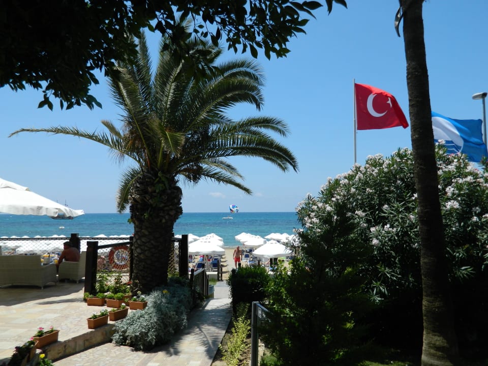 Mit Blick zum Meer Hotel Grand Side