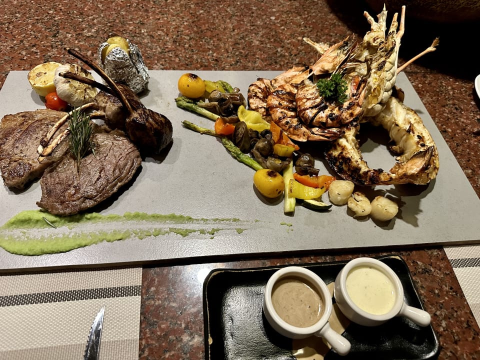 Gastro NH Collection Maldives Havodda Resort