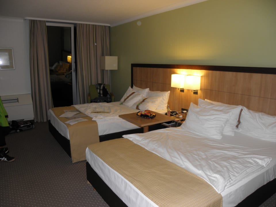 Große Betten Leonardo Hotel Düsseldorf Airport - Ratingen