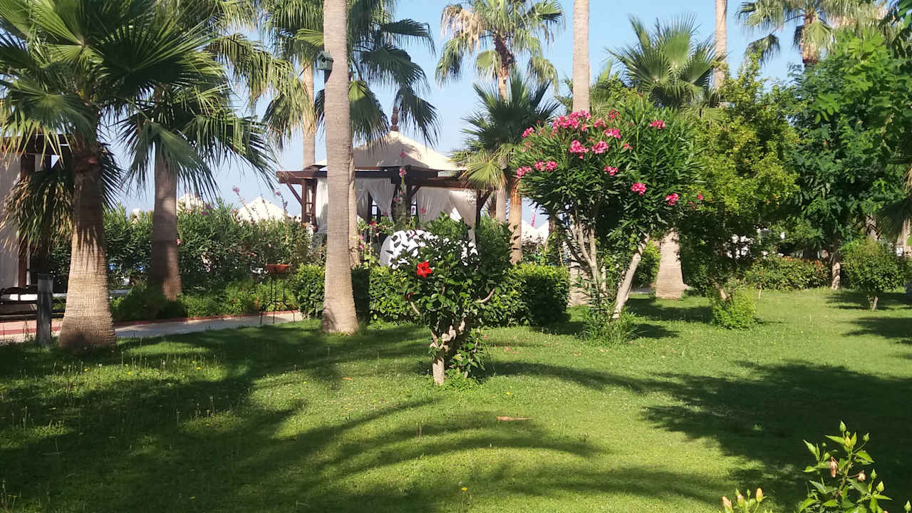 Gartenanlage Saphir Resort & Spa