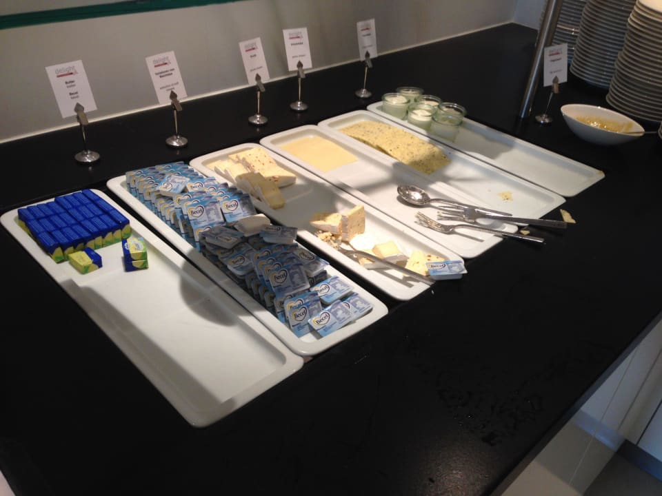 Frühstücksbuffet Vienna House by Wyndham Andel's Berlin