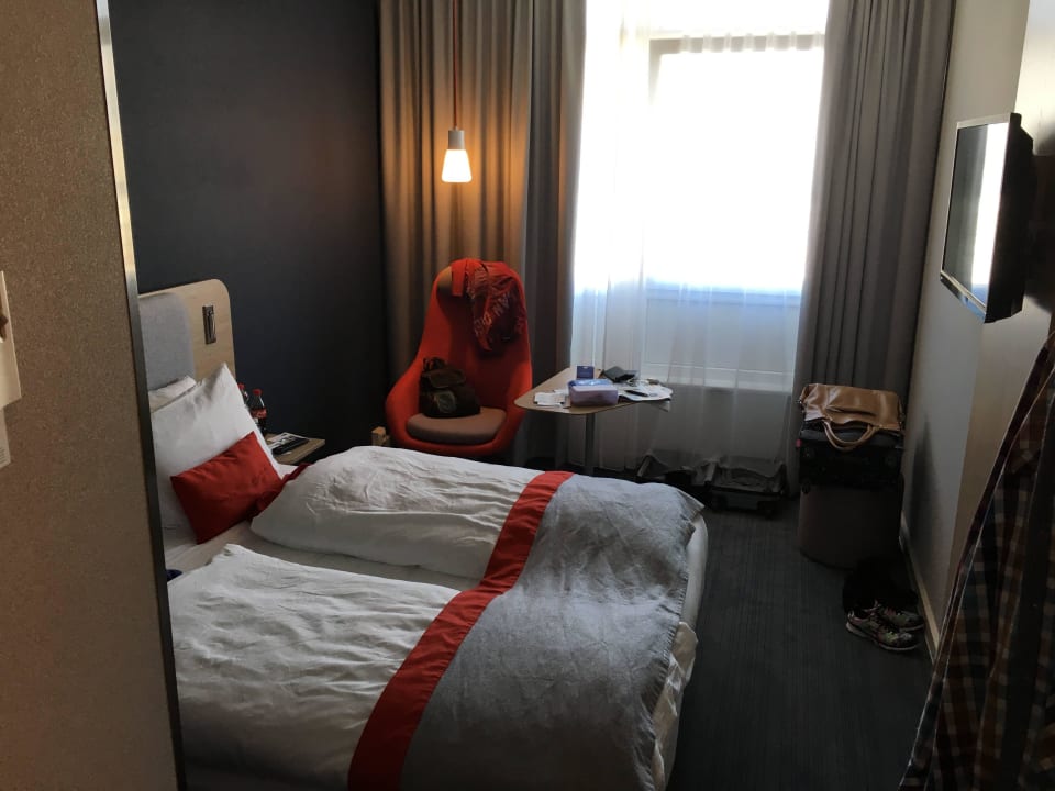 Wenig Platz Holiday Inn Express Berlin City Center