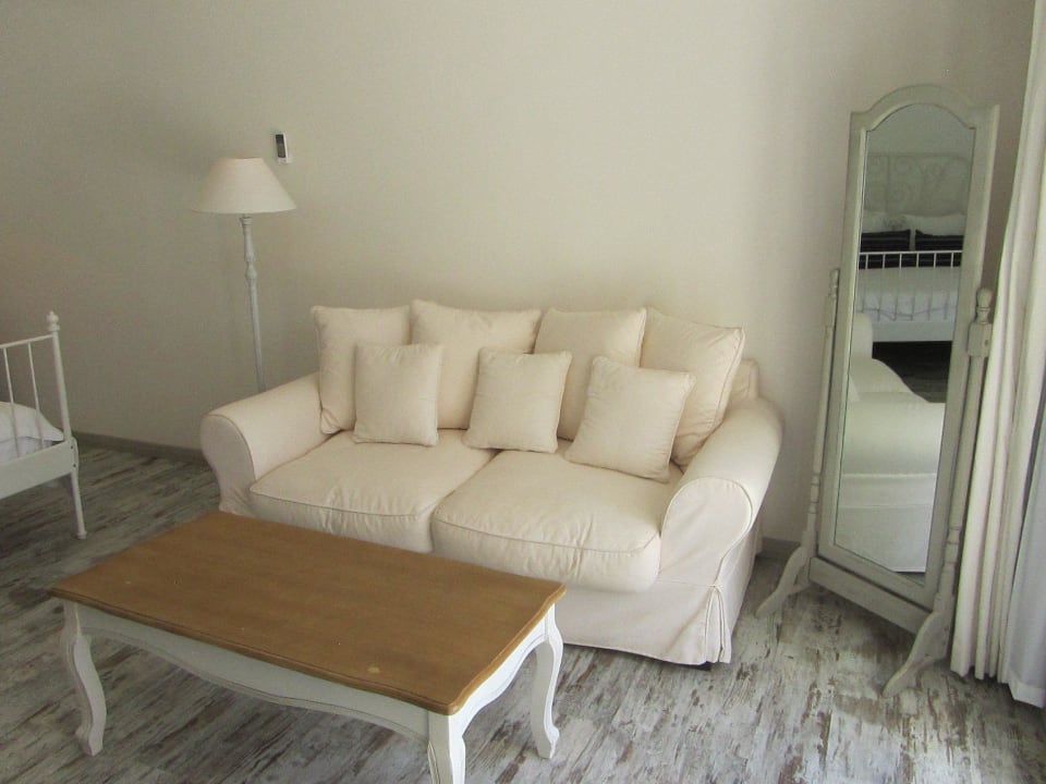 Zimmer Juniorsuit mit Sofa Finca Hotel Rural Es Turó