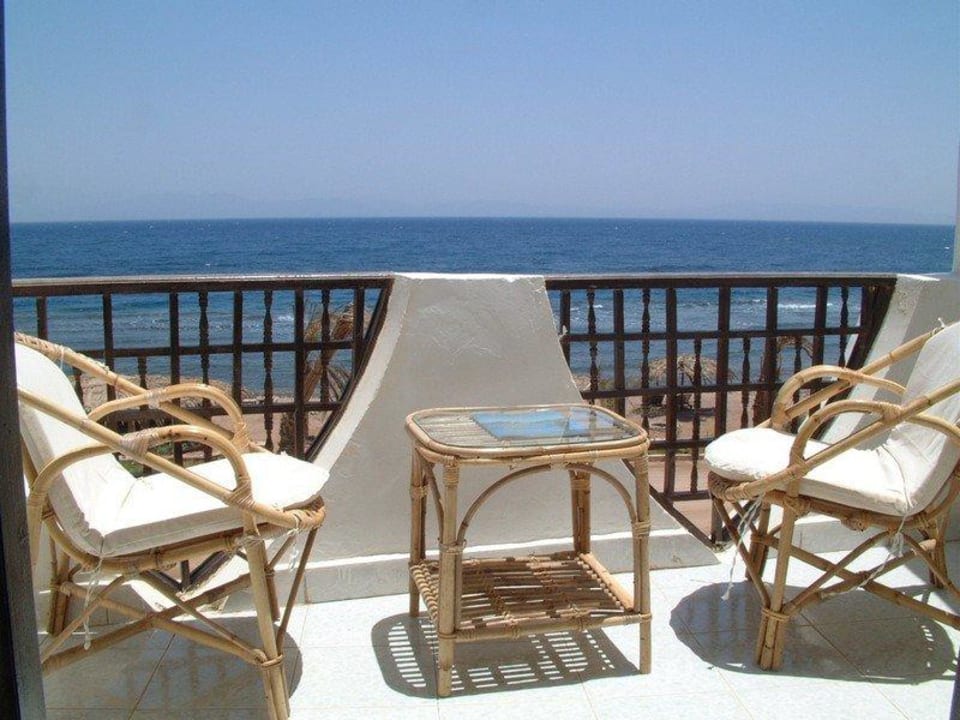 Sea View AC room - Balconey Bedouin Moon Hotel