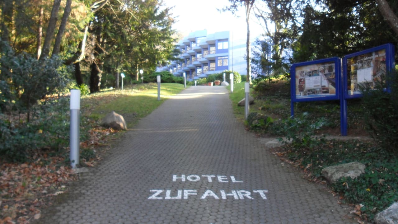 Zufahrt zum Aus- und Beladen des Autos Fini-Resort Badenweiler