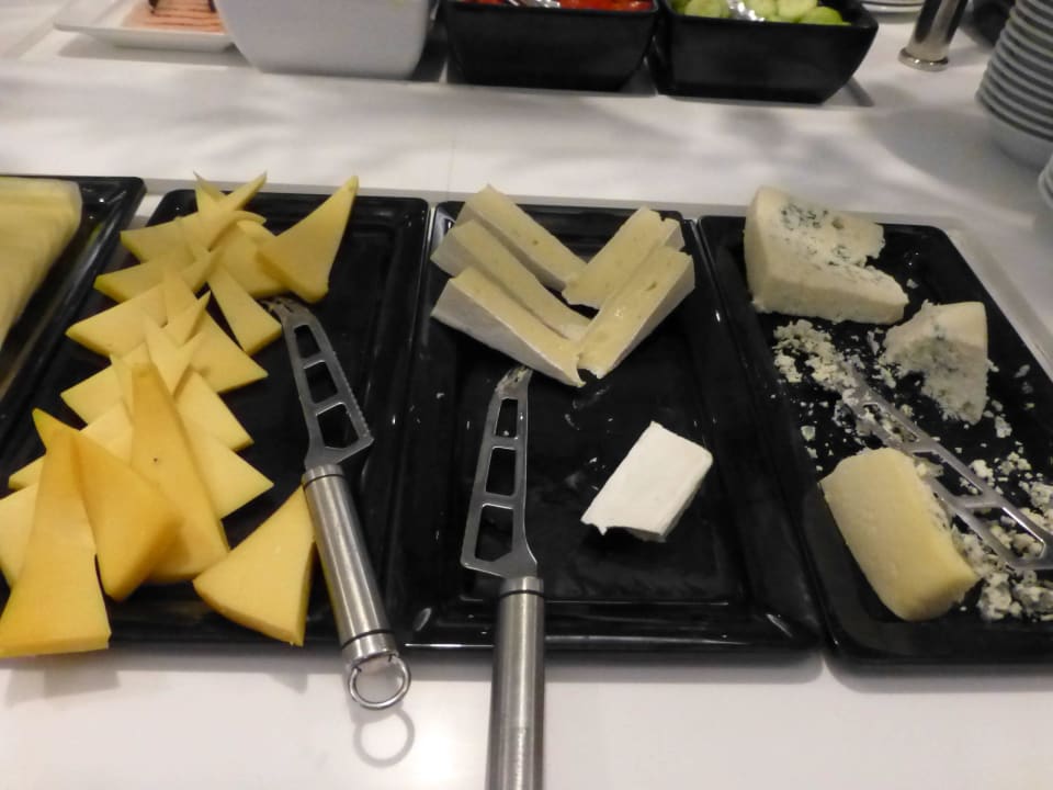 Frühstücksauswahl Holiday Inn Budapest-Budaörs