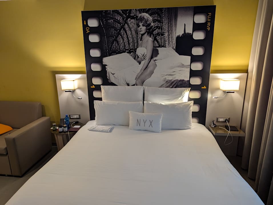 Zimmer NYX Hotel Milan by Leonardo Hotels