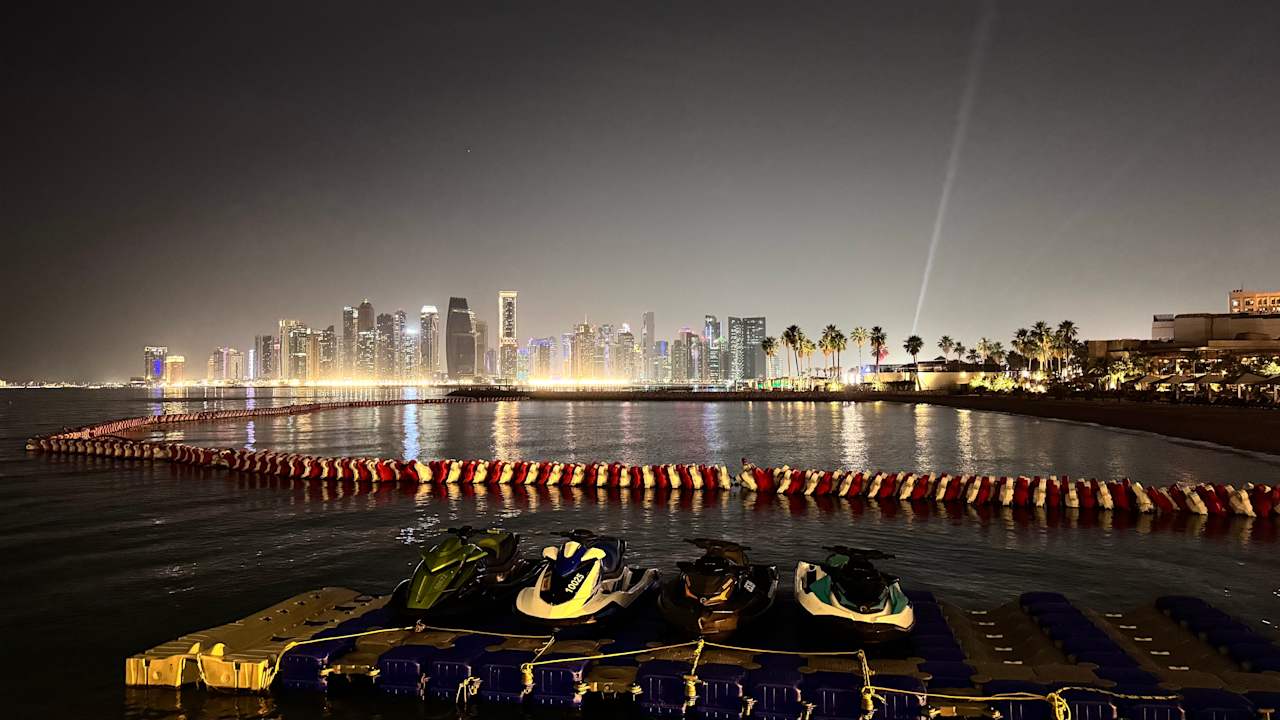 Pool The St. Regis Doha