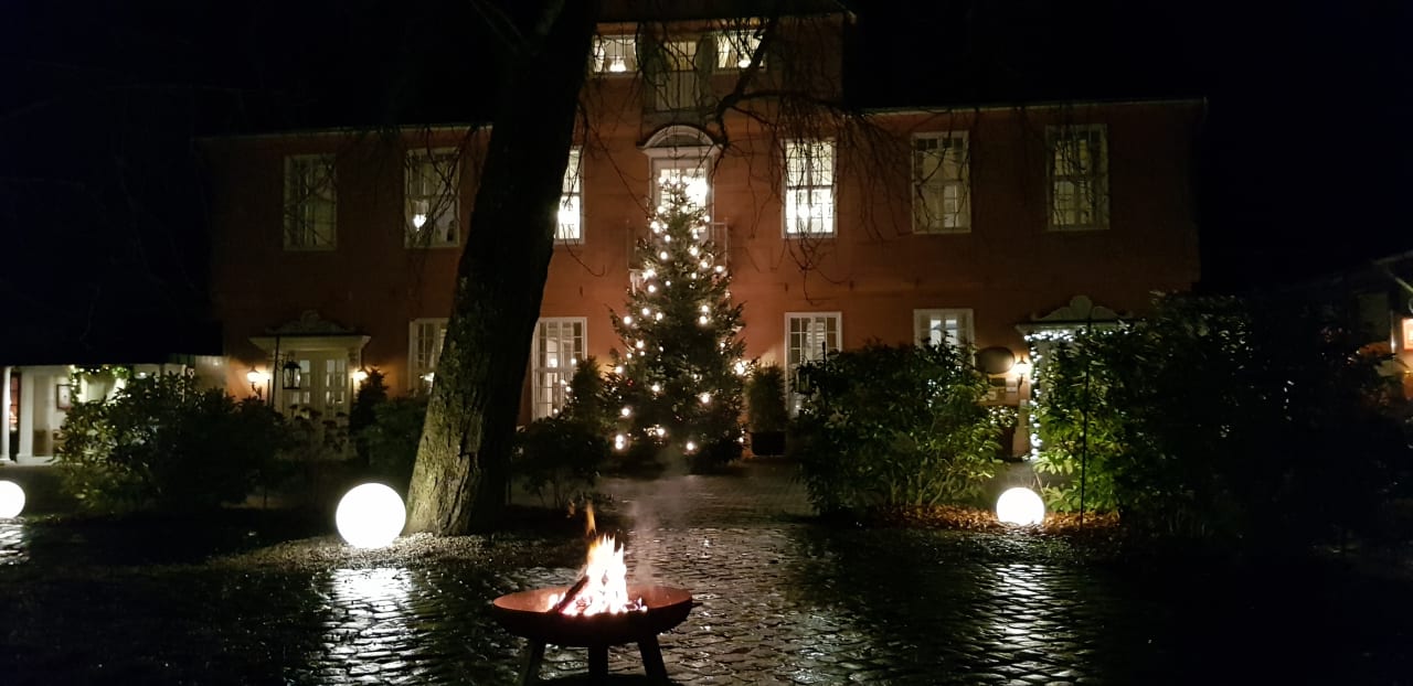 Außenansicht Althoff Hotel Fürstenhof