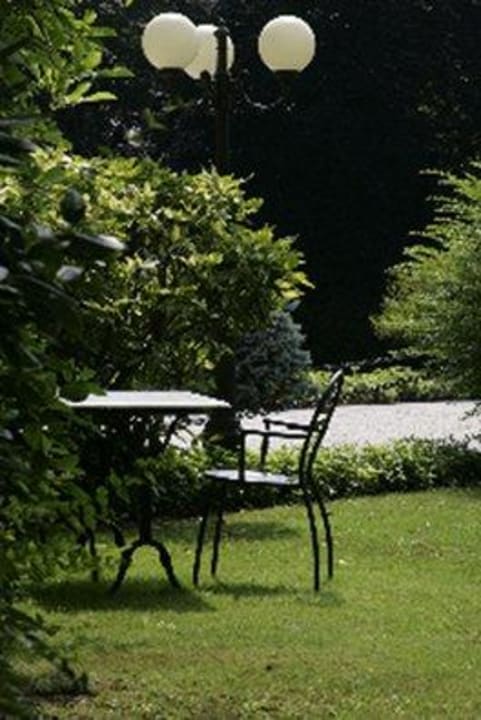 Giardino Villa Nabila