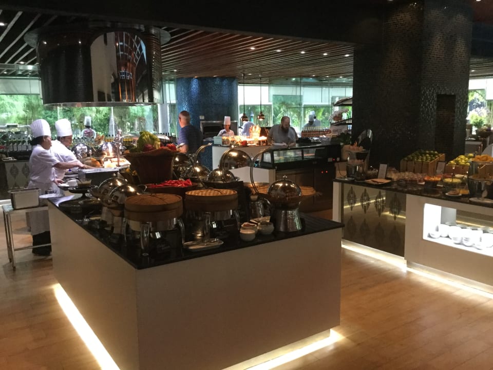 Restaurant The Laguna A Luxury Collection Resort & Spa