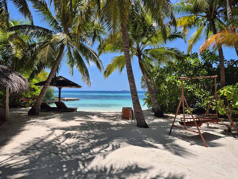 Strand Nika Island Resort & Spa