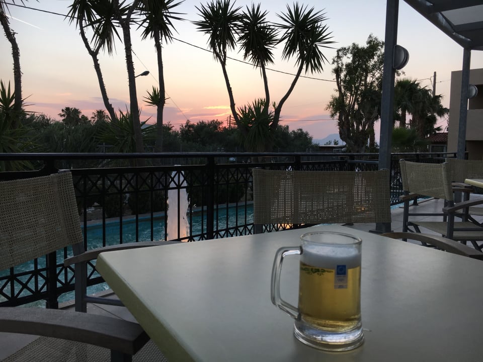 Sonnenuntergang in der Bar Ilios K Village Resort