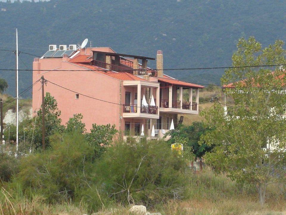 Außenansicht Apollon Xenonas Apparthotel