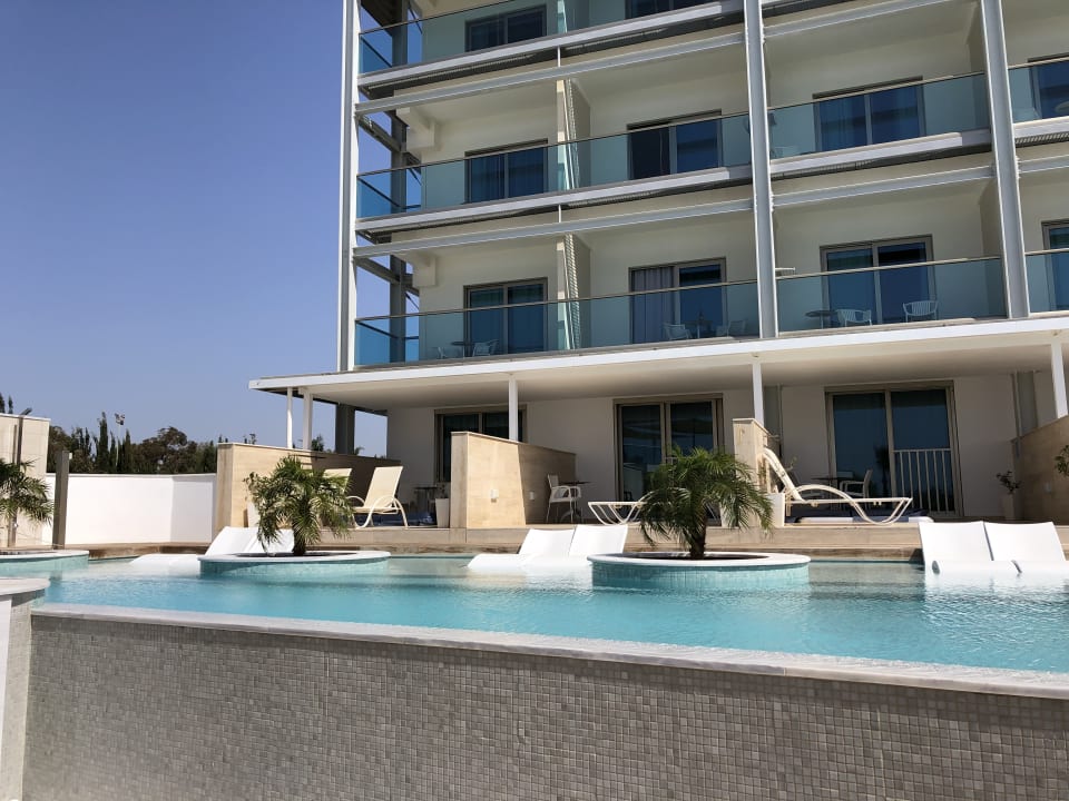 Außenansicht Asterias Beach