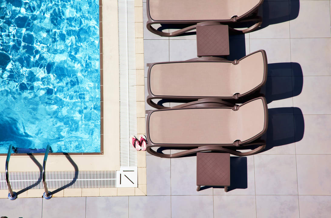 Pool Green Garden Suite Hotel