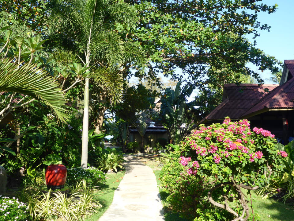Sehr tropisch und schön Hotel Lanta Castaway Resort
