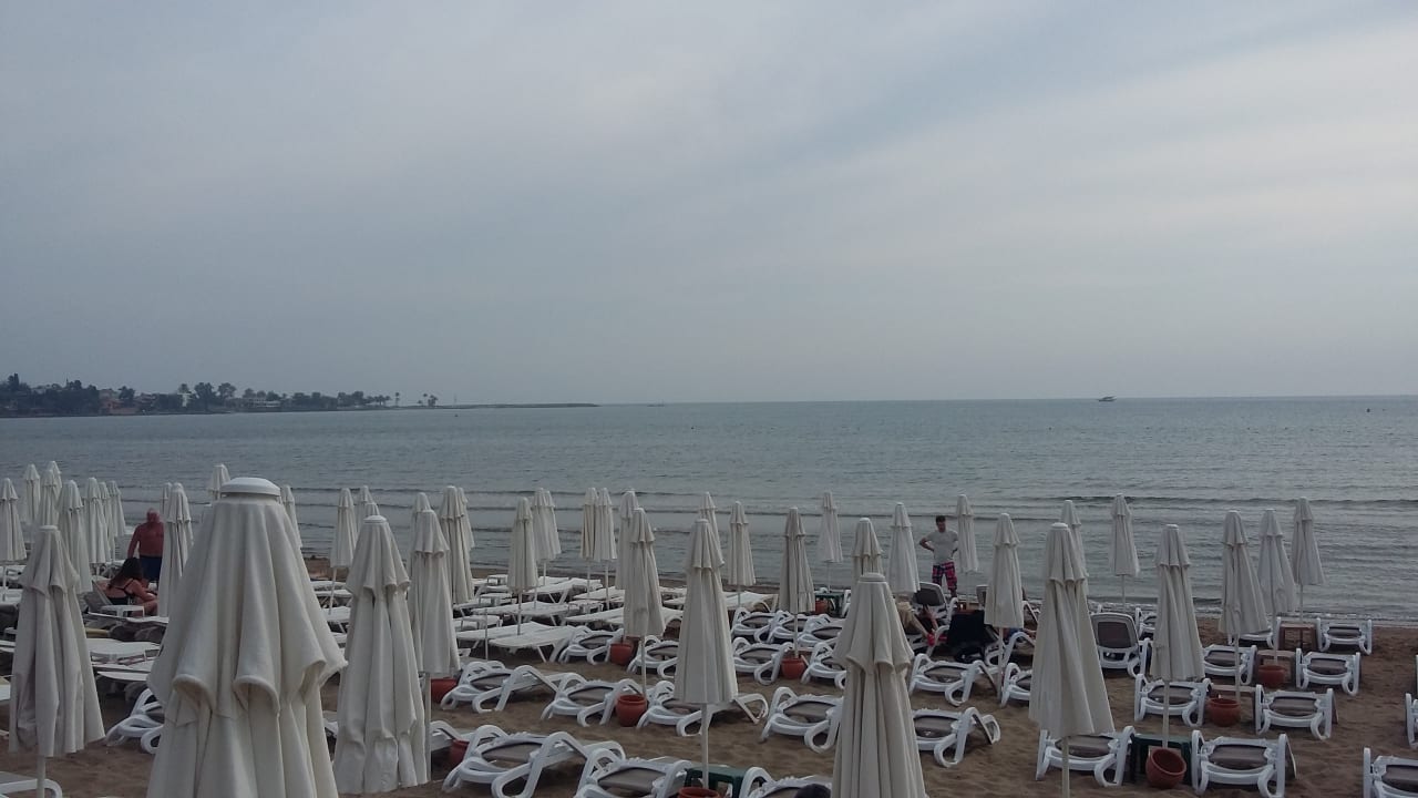 Strand Side Star Beach