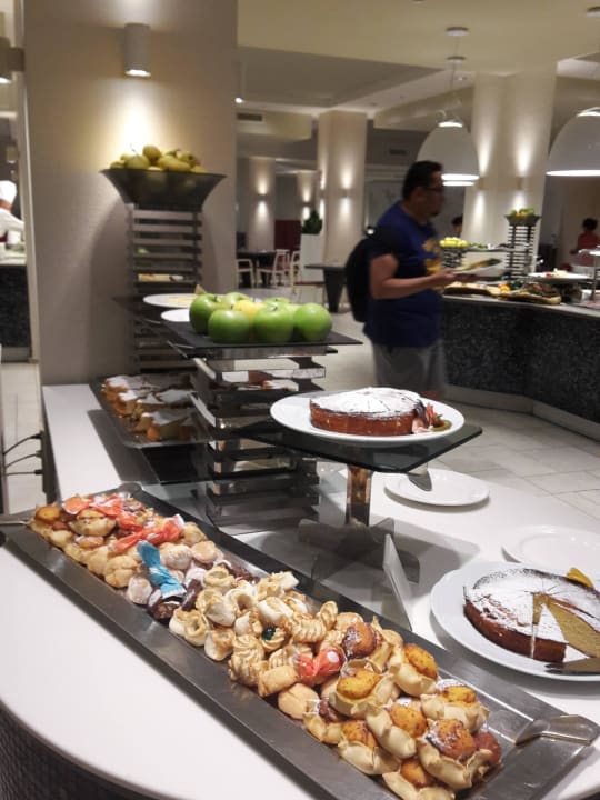 Nachspeisen Chia Laguna - Hotel Village, Sardinia