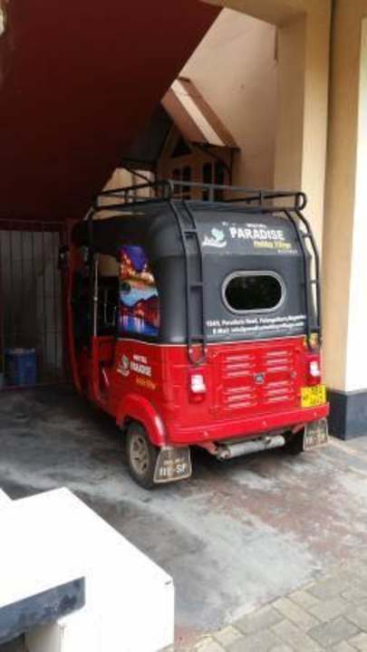 TukTuk Paradise Holiday Village