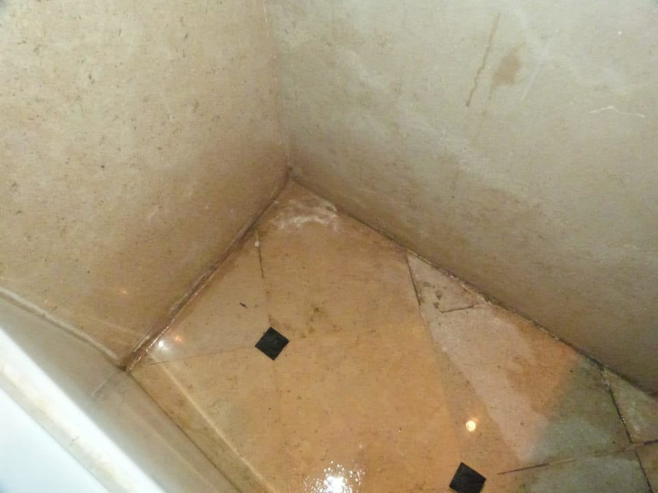 Einfach nur dreckig Moreno Horizon Spa & Resort