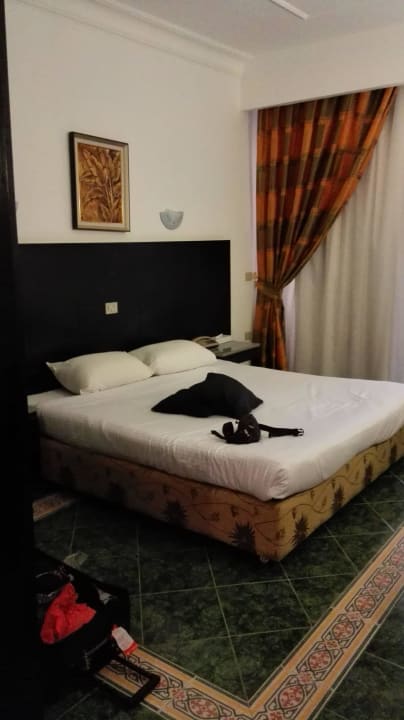 Eines der älteren Zimmer Pickalbatros Alf Leila Wa Leila Resort - Neverland Hurghada