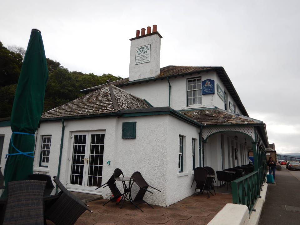 Hotel od strony ulicy North Kessock Hotel