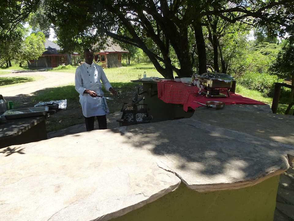 Mittag essen vom Grill Royal Mara Safari Lodge