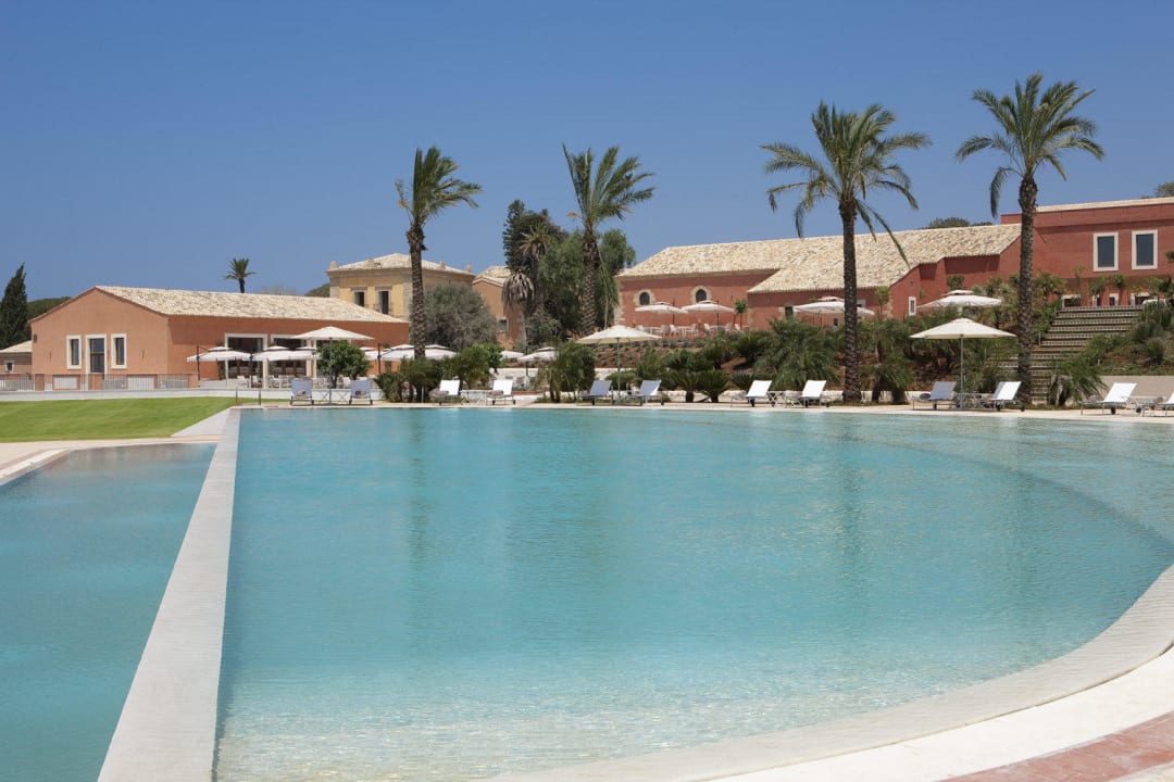 Swimming Pool Donnafugata Golf Resort & Spa