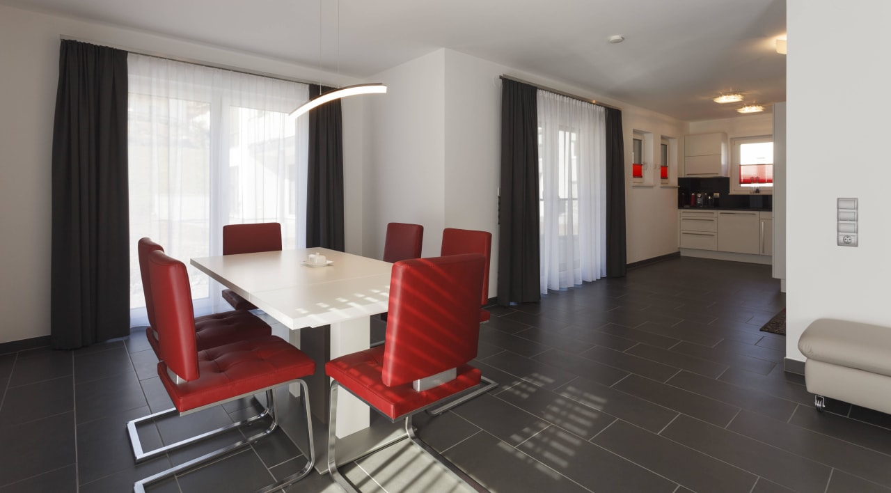 Ess-Bereich mit Blick zur Küche Twin Residences Salzgeber - Ferienhaus 1