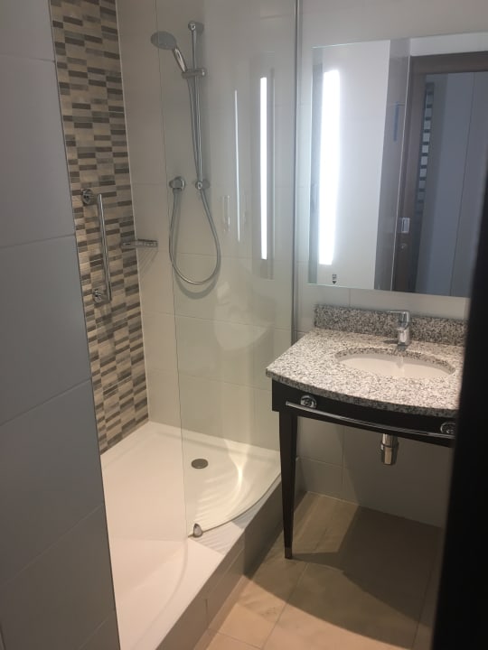 Zimmer Hampton By Hilton London Stansted Airport