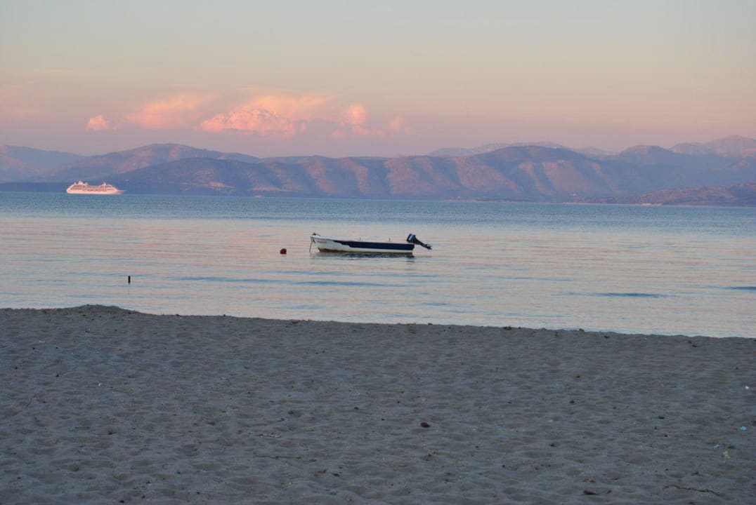 Abendstimmung am Strand Capo Di Corfu  (Im Umbau/Renovierung)