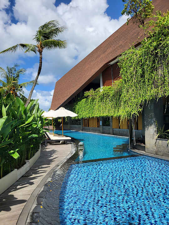 Pool Kayumas Seminyak Resort