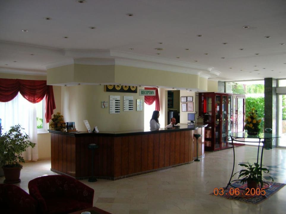 Rezeption Hotel Gardenia Beach
