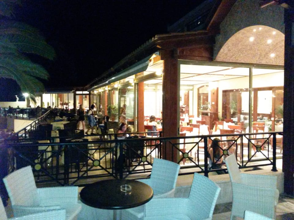 Restaurant Vantaris Luxury Beach Resort